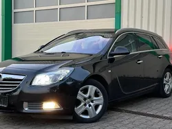 Schwarz Gebraucht 2011 Opel Insignia Business Kombi | 3.999 € (Guter Preis)