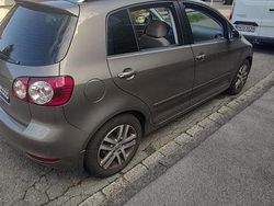Braun Gebraucht 2009 VW Golf Plus Cross Van / Kleinbus | 4.700 €