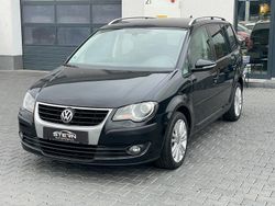 Schwarz Gebraucht 2010 VW Touran Freestyle Van / Kleinbus | 5.500 € (Fairer Preis)
