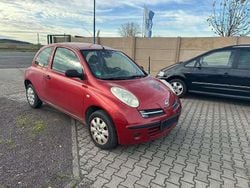 Rot Gebraucht 2005 Nissan Micra Acenta Limousine | 550 € (Superpreis)