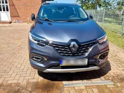 Grau Gebraucht 2019 Renault Kadjar Equilibre SUV | 15.550 € (Fairer Preis)