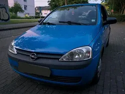 Blau Gebraucht 2001 Opel Corsa Kleinwagen | 700 € (Guter Preis)