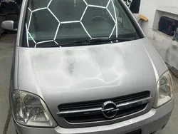Silber Gebraucht 2005 Opel Meriva Van / Kleinbus | 1.600 € (Guter Preis)