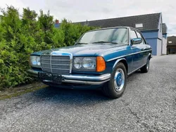 Blau Gebraucht 2025 Mercedes E280 Limousine | 13.999 €