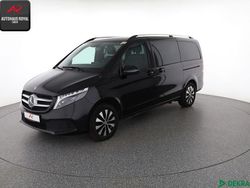 Obsidianschwarz Gebraucht 2024 Mercedes V300 Van / Kleinbus | 65.780 €