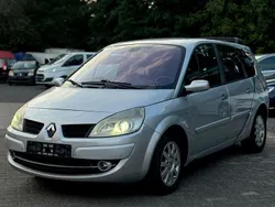 Silber Gebraucht 2006 Renault Scénic II Exception Van / Kleinbus | 1.475 € (Fairer Preis)