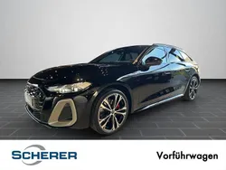 Mythosschwarz metallic (metallic) Gebraucht 2025 Audi A5 Ambiente Coupé | 64.880 € (Fairer Preis)