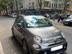 Grau Gebraucht 2019 Abarth 595C Turismo Cabrio | 17.300 € (Guter Preis)
