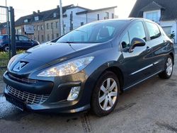Grau Gebraucht 2010 Peugeot 308 Filou Limousine | 2.999 € (Etwas zu teuer)