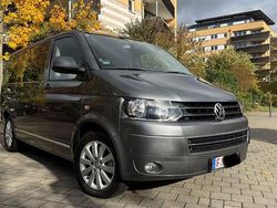 Grau Gebraucht 2011 VW T5 Team Van | 11.390 €