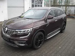 Mangostanrot (metallic) Gebraucht 2022 Renault Koleos Initiale Paris SUV | 28.900 € (Teuer)