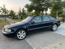 Blau Gebraucht 1999 Audi A8 Limousine | 9.999 € (Teuer)