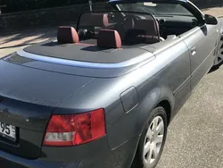Grau Gebraucht 2004 Audi A4 Cabriolet Cabrio | 12.980 €