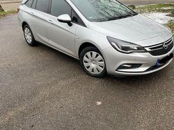 Silber Gebraucht 2019 Opel Astra Business Kombi | 10.499 € (Fairer Preis)