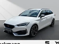 Weiß Gebraucht 2024 Cupra Leon Kombi | 36.990 € (Guter Preis)