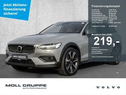 Grau Gebraucht 2023 Volvo V60 CC Ultimate Kombi | 39.450 € (Fairer Preis)