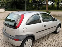 Silber Gebraucht 2001 Opel Corsa Limousine | 1.800 € (Fairer Preis)