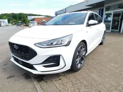 Weiß Neu 2024 Ford Focus ST-Line Kombi | 28.980 € (Guter Preis)