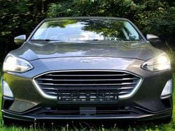 Grau Gebraucht 2018 Ford Focus Titanium Limousine | 14.500 € (Etwas zu teuer)