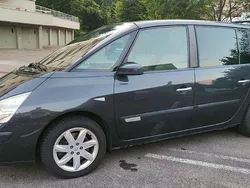 Grau Gebraucht 2008 Renault Grand Espace Initiale Van / Kleinbus | 2.980 € (Guter Preis)