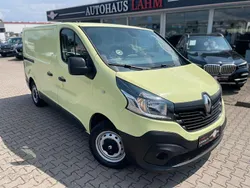 Weiß Gebraucht 2018 Renault Trafic Komfort Van | 12.990 € (Guter Preis)