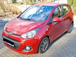 Rot Gebraucht 2015 Hyundai i10 Edition Kleinwagen | 6.200 € (Guter Preis)