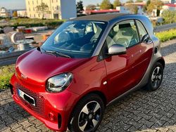 Rot Gebraucht 2021 Smart ForTwo Electric Drive Coupé | 7.600 € (Fairer Preis)