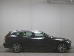 Schwarz Gebraucht 2021 Volvo V60 Inscription Kombi | 23.980 € (Guter Preis)