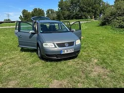 Silber Gebraucht 2004 VW Touran Van / Kleinbus | 4.600 € (Teuer)