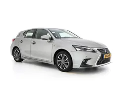 Grau Gebraucht 2019 Lexus CT200h Limousine | 14.945 € (Etwas zu teuer)