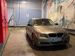 Braun Gebraucht 2006 BMW 330 Limousine | 4.050 € (Guter Preis)