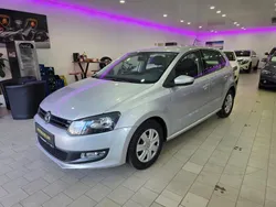 Silber Gebraucht 2010 VW Polo Trendline Limousine | 5.300 € (Fairer Preis)