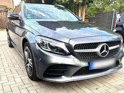 Grau Gebraucht 2020 Mercedes C300e AMG line Kombi | 26.000 € (Fairer Preis)