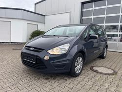 Grau Gebraucht 2011 Ford S-MAX Trend Van / Kleinbus | 5.190 € (Fairer Preis)