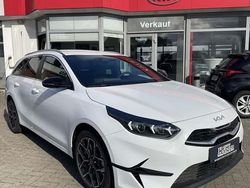 Weiß Neu 2025 Kia Ceed Sportswagon Kombi | 26.990 € (Fairer Preis)