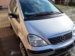 Silber Gebraucht 2003 Mercedes A140 Classic Van / Kleinbus | 1.550 € (Fairer Preis)