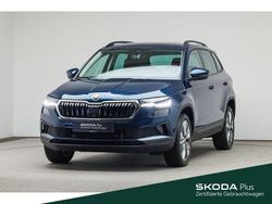 Lavablau metallic Gebraucht 2023 Skoda Karoq Style SUV | 27.649 € (Fairer Preis)