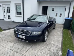 Blau Gebraucht 2003 Audi Cabriolet Cabrio | 3.499 € (Superpreis)