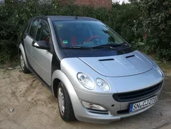Silber Gebraucht 2004 Smart ForFour Limousine | 4.000 €