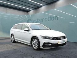 Weiß Gebraucht 2024 VW Passat Elegance Kombi | 37.700 € (Etwas zu teuer)