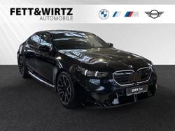 Black sapphire metallic Neu 2025 BMW M5 Performance Limousine | 129.390 € (Superpreis)