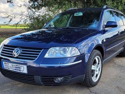 Blau Gebraucht 2000 VW Passat Basis Kombi | 3.000 € (Teuer)