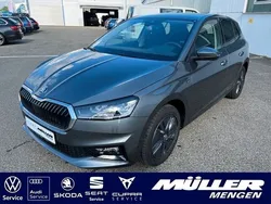 Silber Gebraucht 2022 Skoda Fabia Drive Kleinwagen | 21.790 € (Teuer)