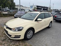Beige Gebraucht 2017 VW Golf VII Comfortline Kombi | 5.900 € (Fairer Preis)