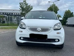 Weiß Gebraucht 2015 Smart ForFour Prime Kleinwagen | 7.700 € (Fairer Preis)