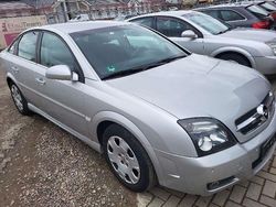 Grau Gebraucht 2002 Opel Vectra GTS Limousine | 3.500 € (Teuer)