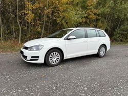 Weiß Gebraucht 2014 VW Golf VII Kombi | 4.000 € (Etwas zu teuer)