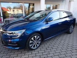 Blau Gebraucht 2020 Renault Mégane GT Line Intens Limousine | 15.800 € (Fairer Preis)