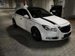 Weiß Gebraucht 2025 Opel Insignia Limousine | 6.500 €
