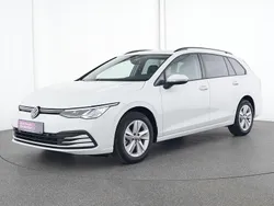 Pure white Gebraucht 2023 VW Golf VIII Life Limousine | 21.752 € (Superpreis)